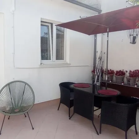 Matej شقة بولا